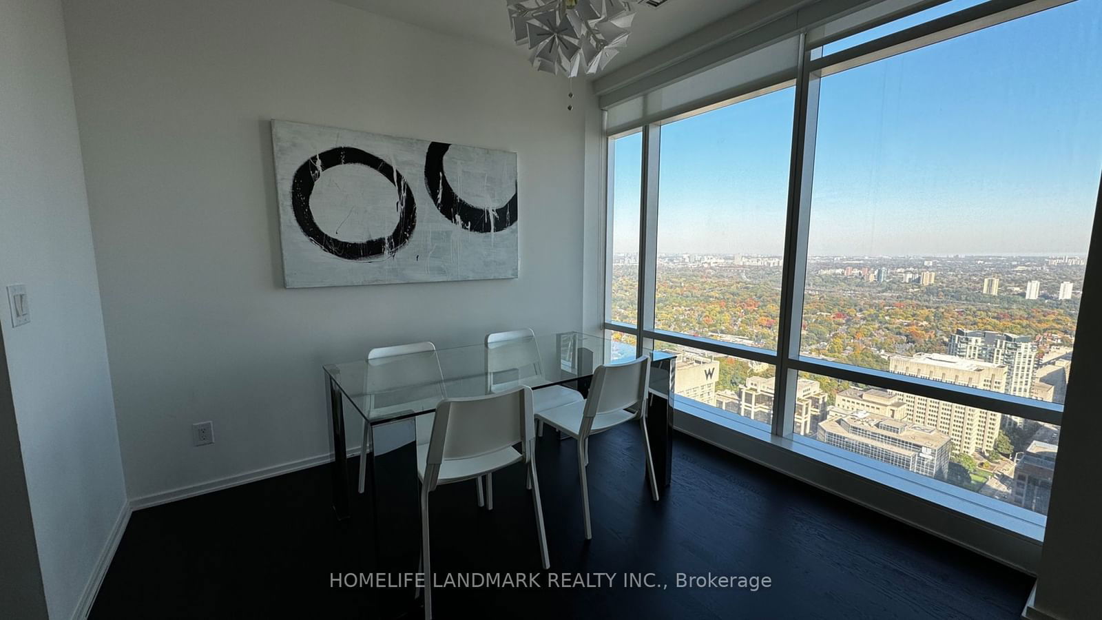 1 Bloor St E, unit 4904 for rent