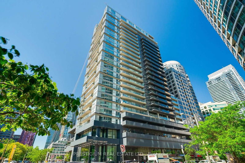 352 Front St W, unit Ph05 for rent