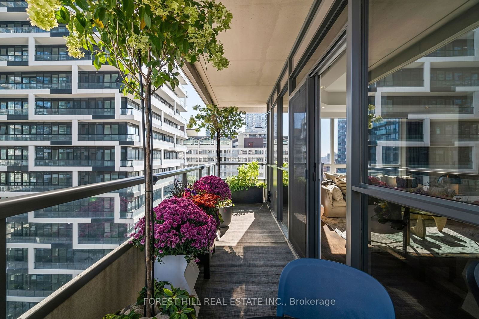 25 Broadway Ave, unit 1007 for sale