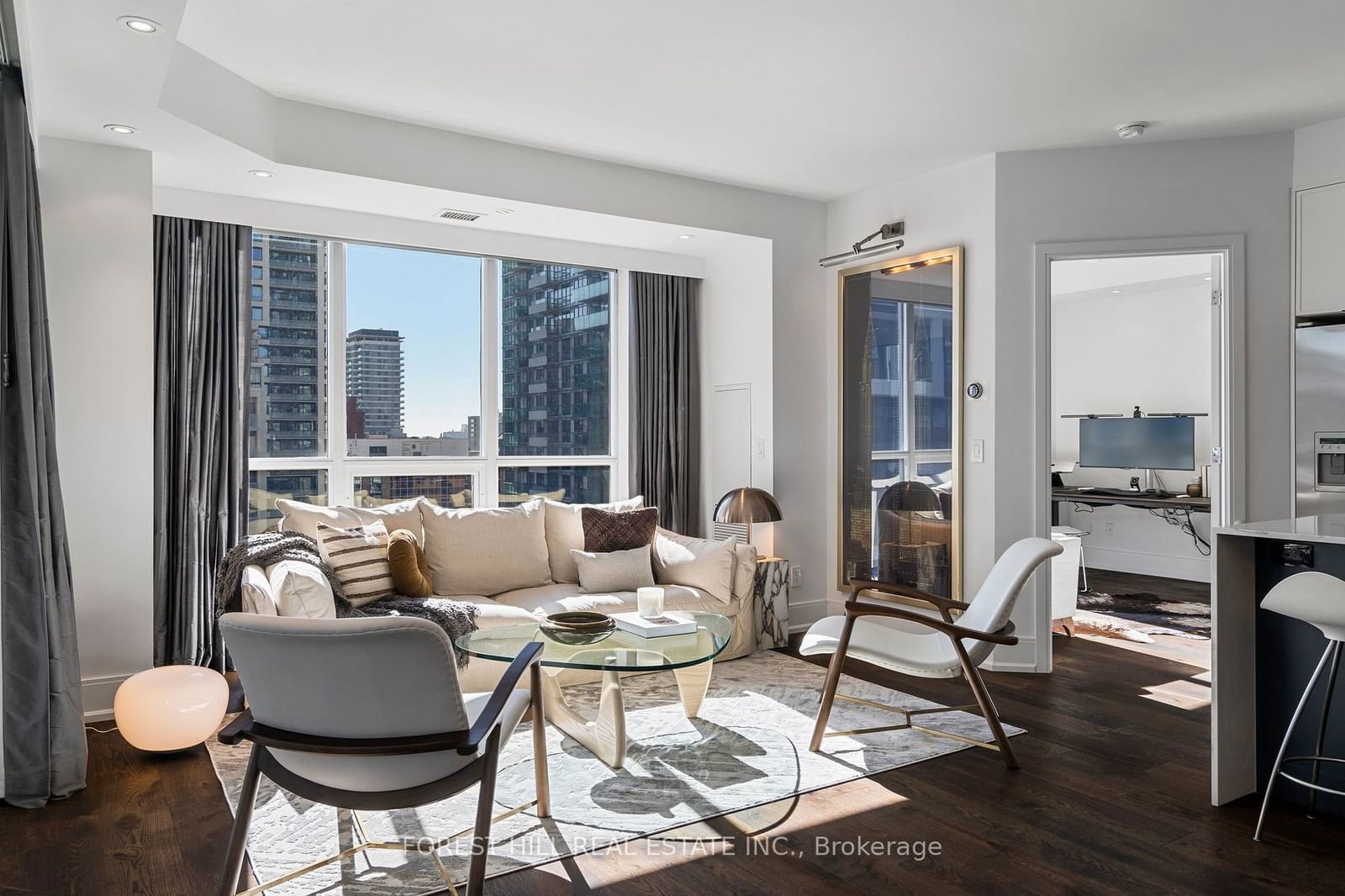 25 Broadway Ave, unit 1007 for sale