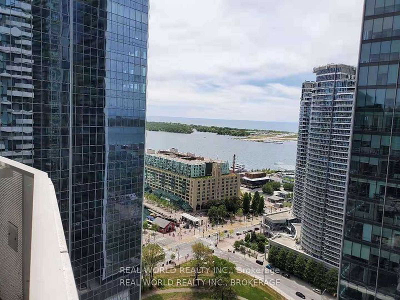 88 Harbour St, unit 2911 for rent