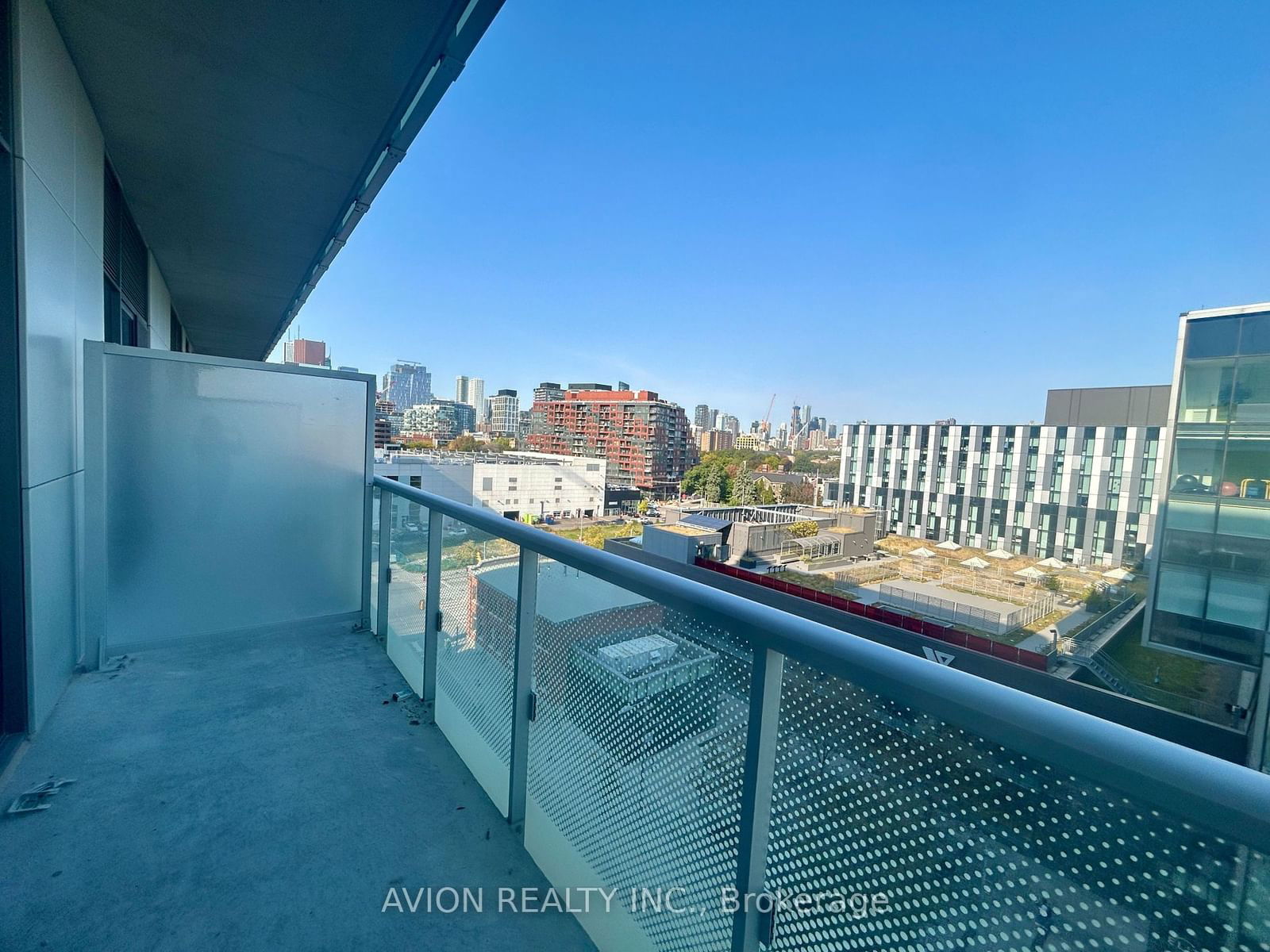 425 Front St E, unit 803 for rent