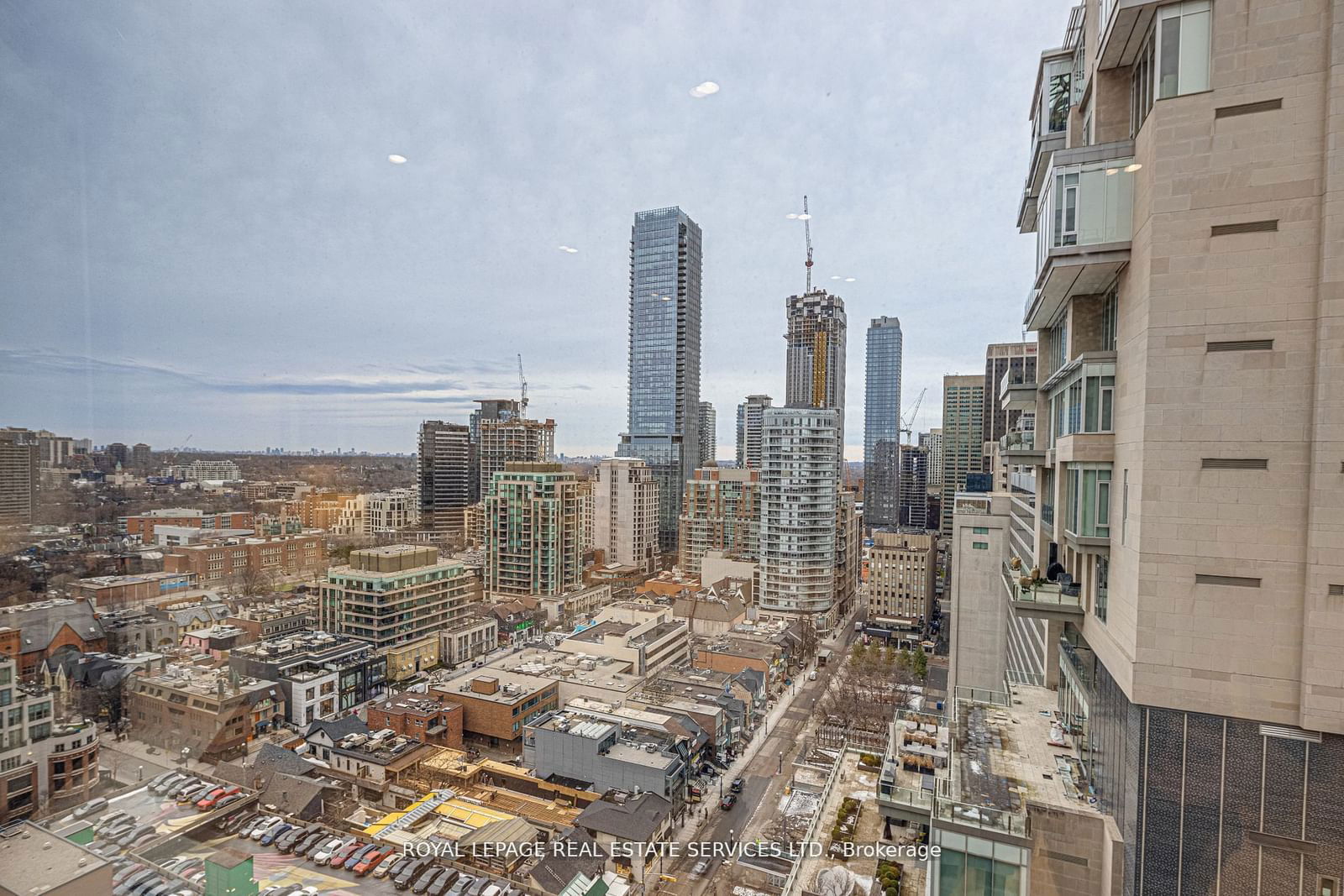 Renaissance Plaza, Downtown, Toronto