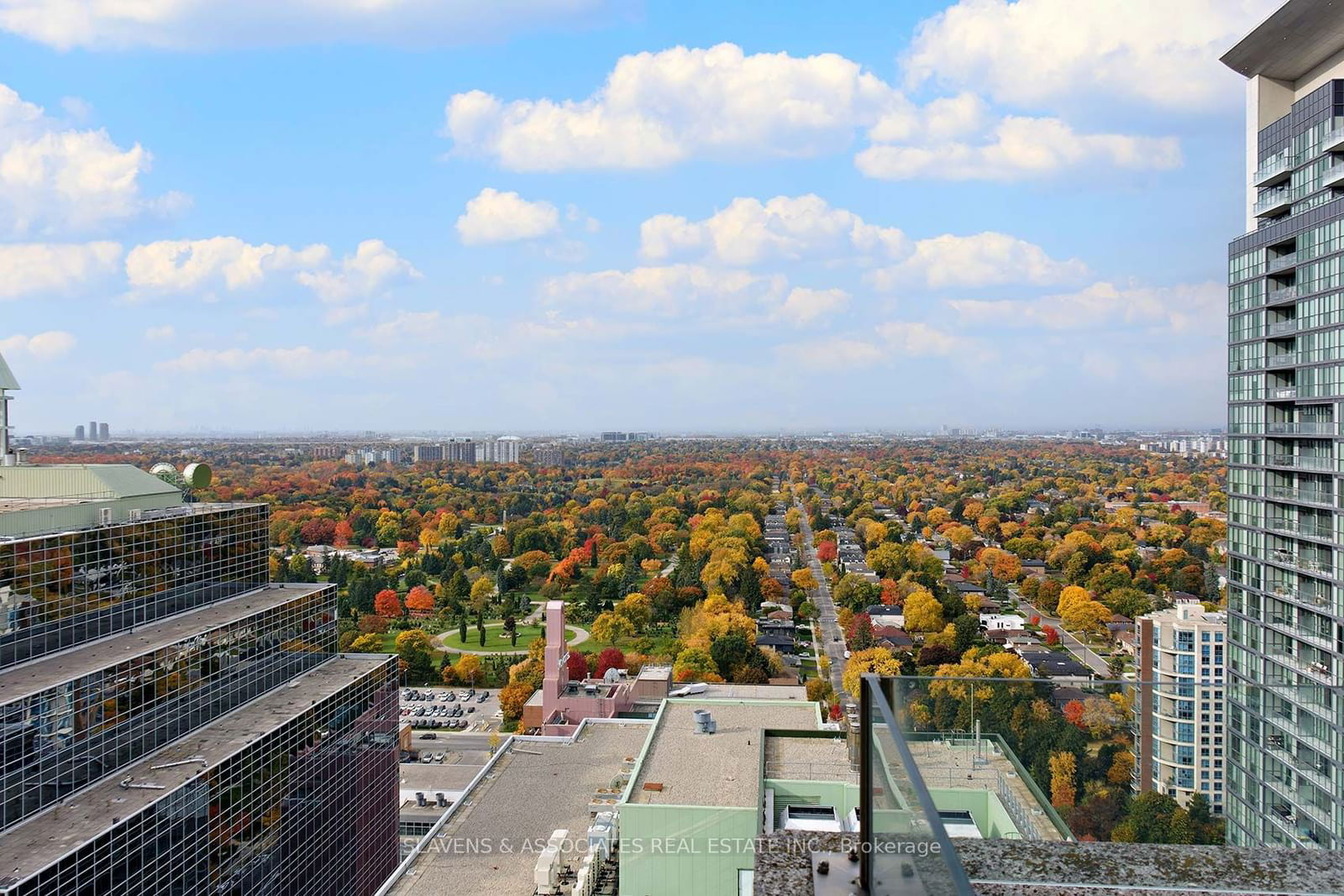 Royal Pinnacle Condos, North York, Toronto