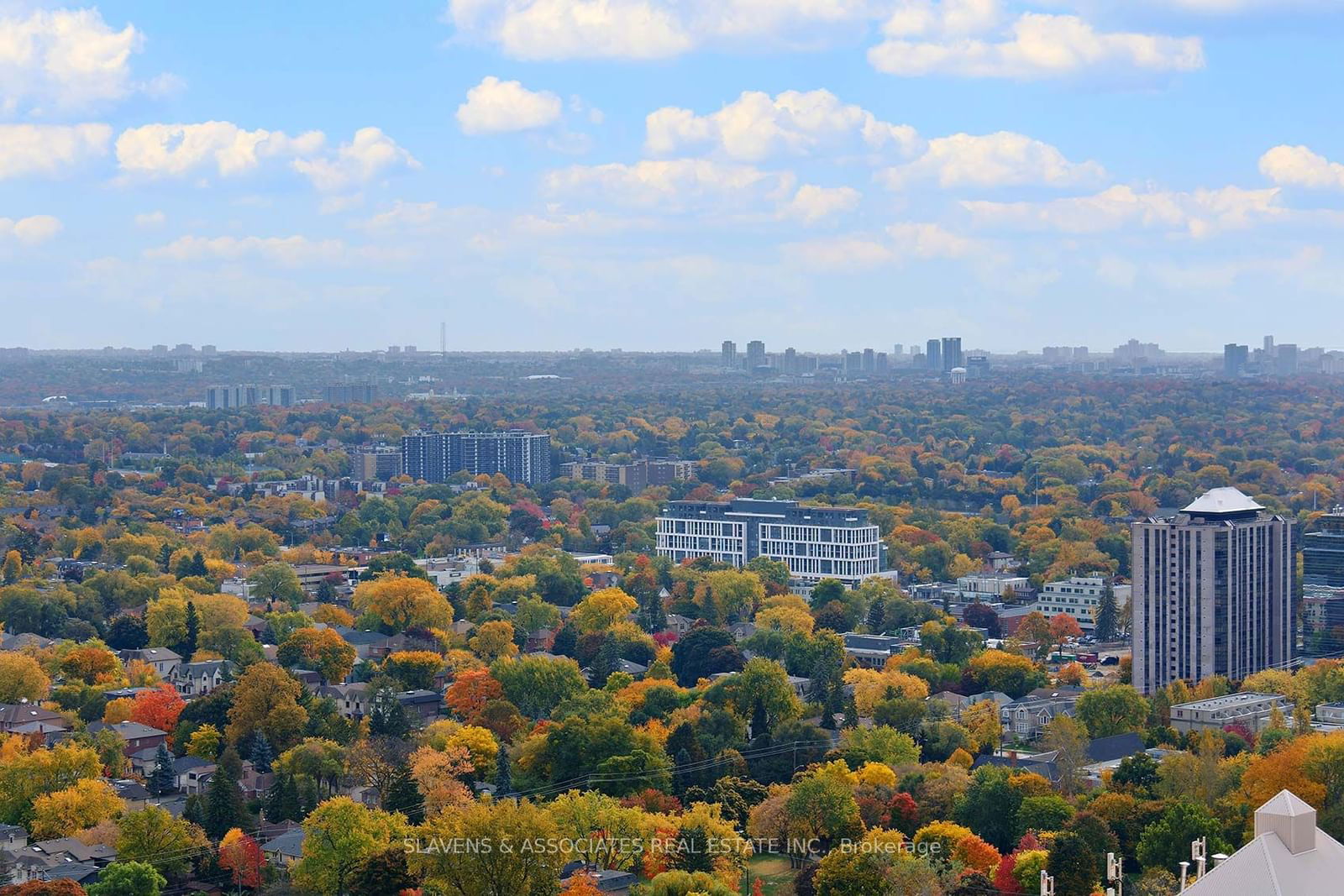 Royal Pinnacle Condos, North York, Toronto