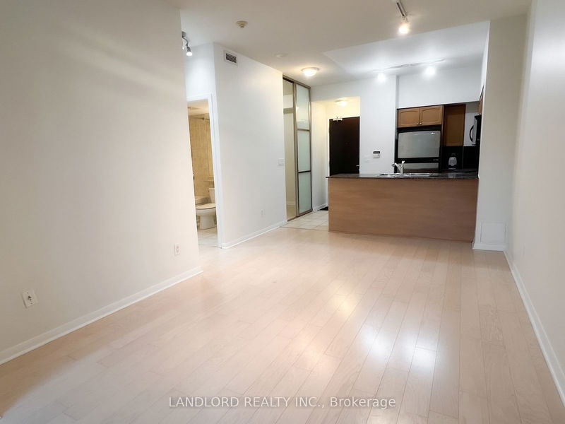 231 Fort York Blvd, unit 215 for rent