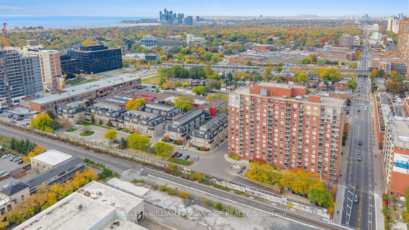 Merchant Lane Townhouses, West End, Toronto