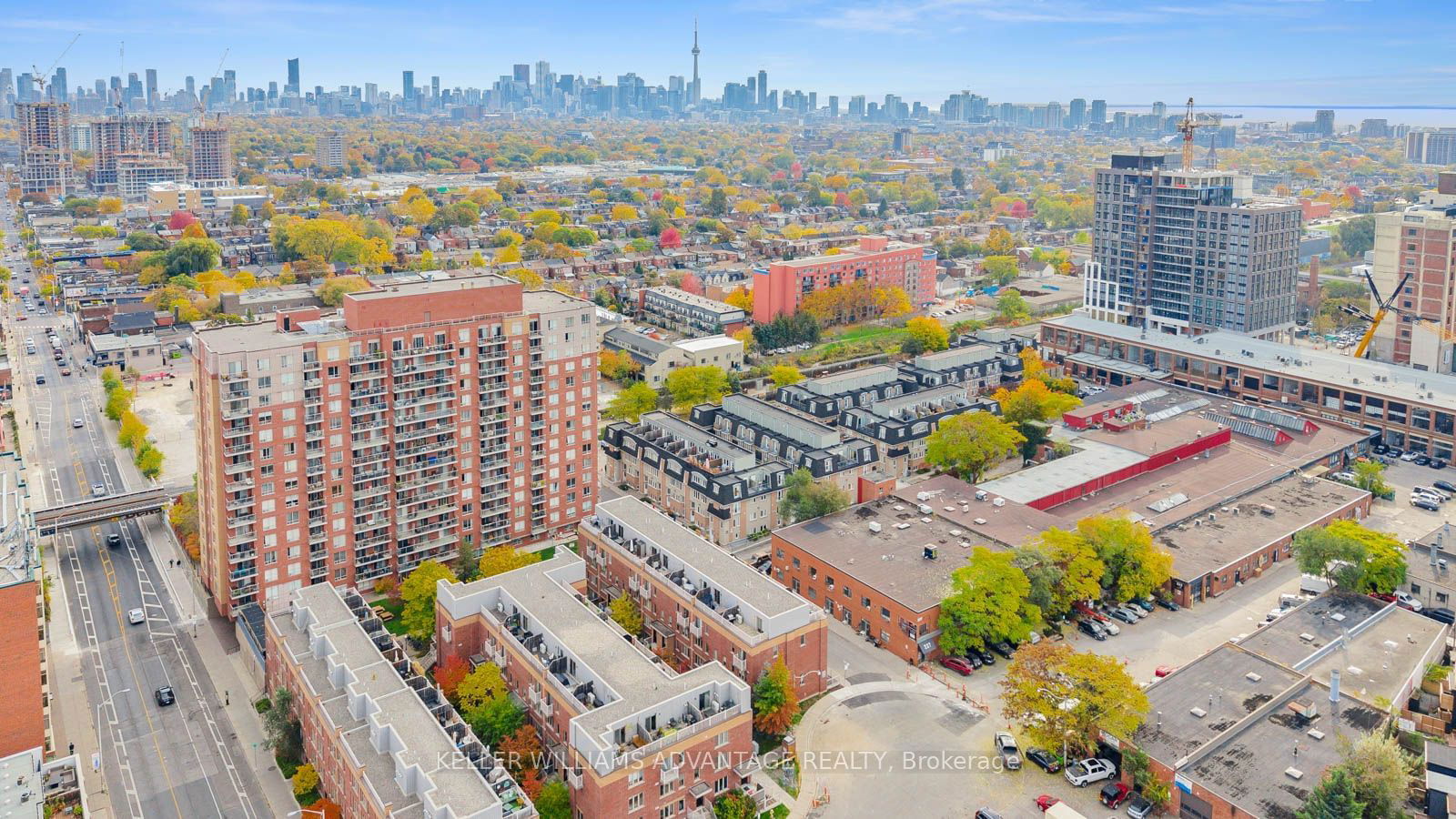 Merchant Lane Townhouses, West End, Toronto