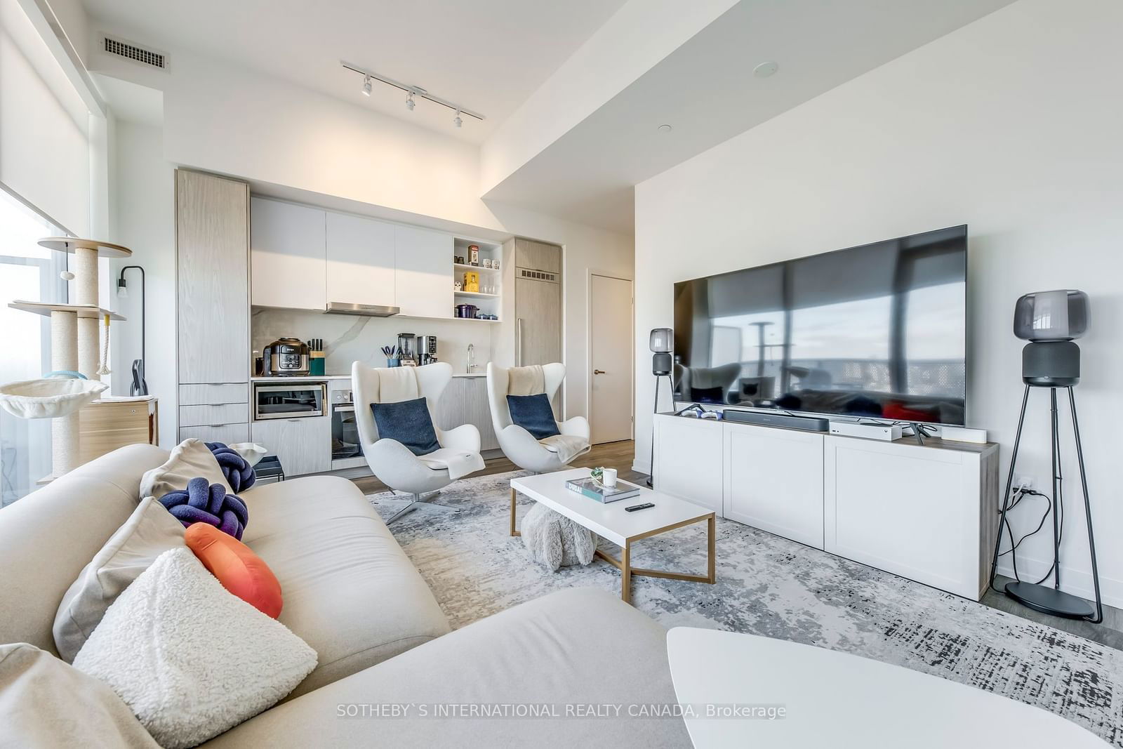 55 Cooper St, unit 5201 for sale