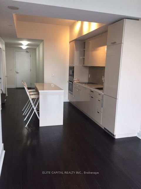 32 Davenport Rd, unit 3003 for rent