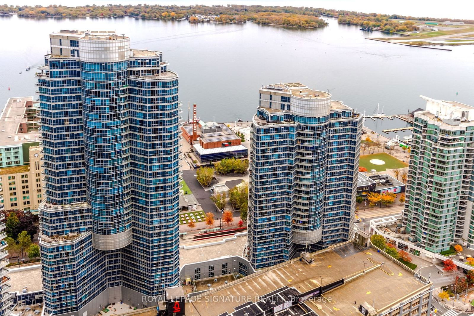 12 York St, unit 4202 for sale