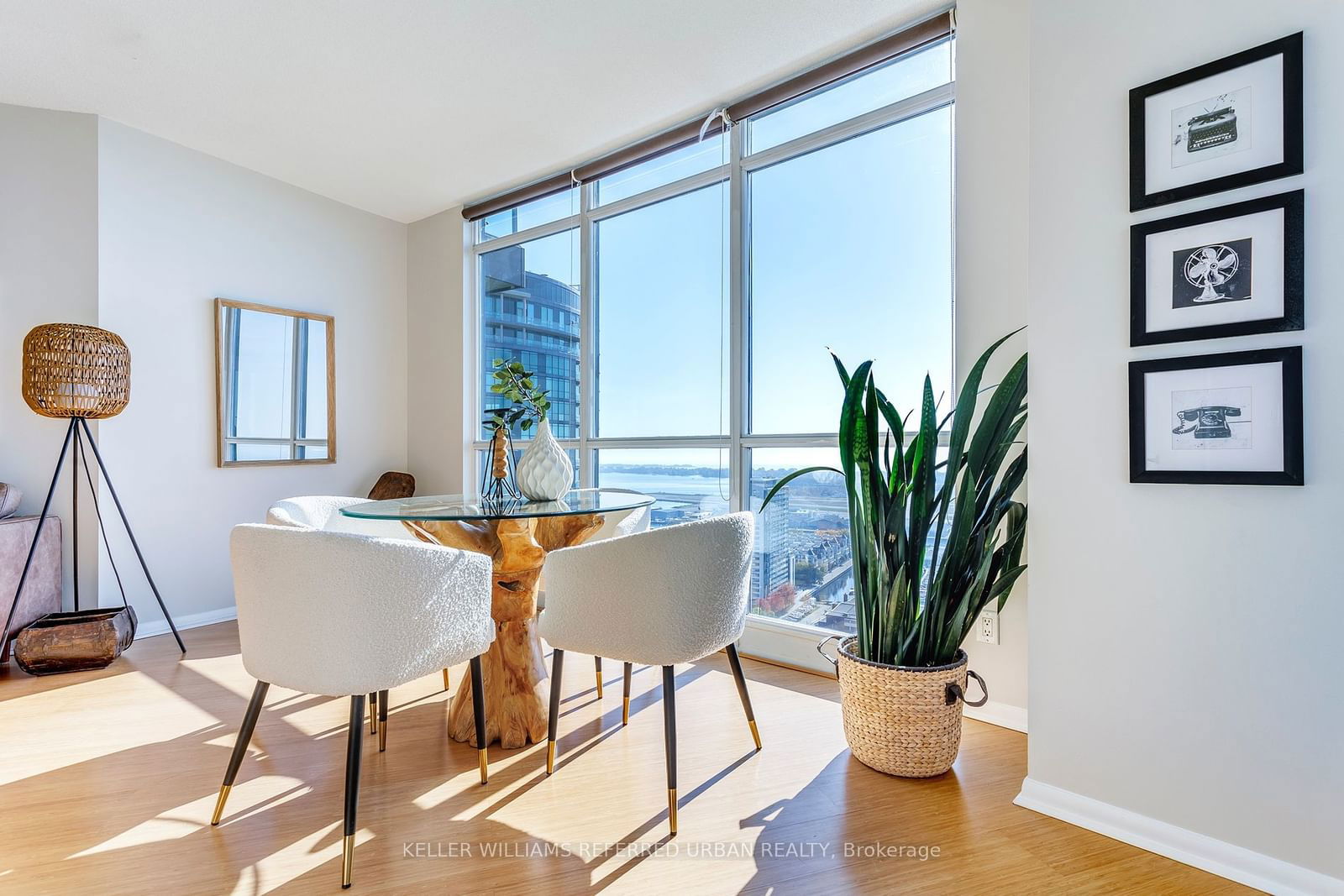 219 Fort York Blvd, unit 3209 for sale