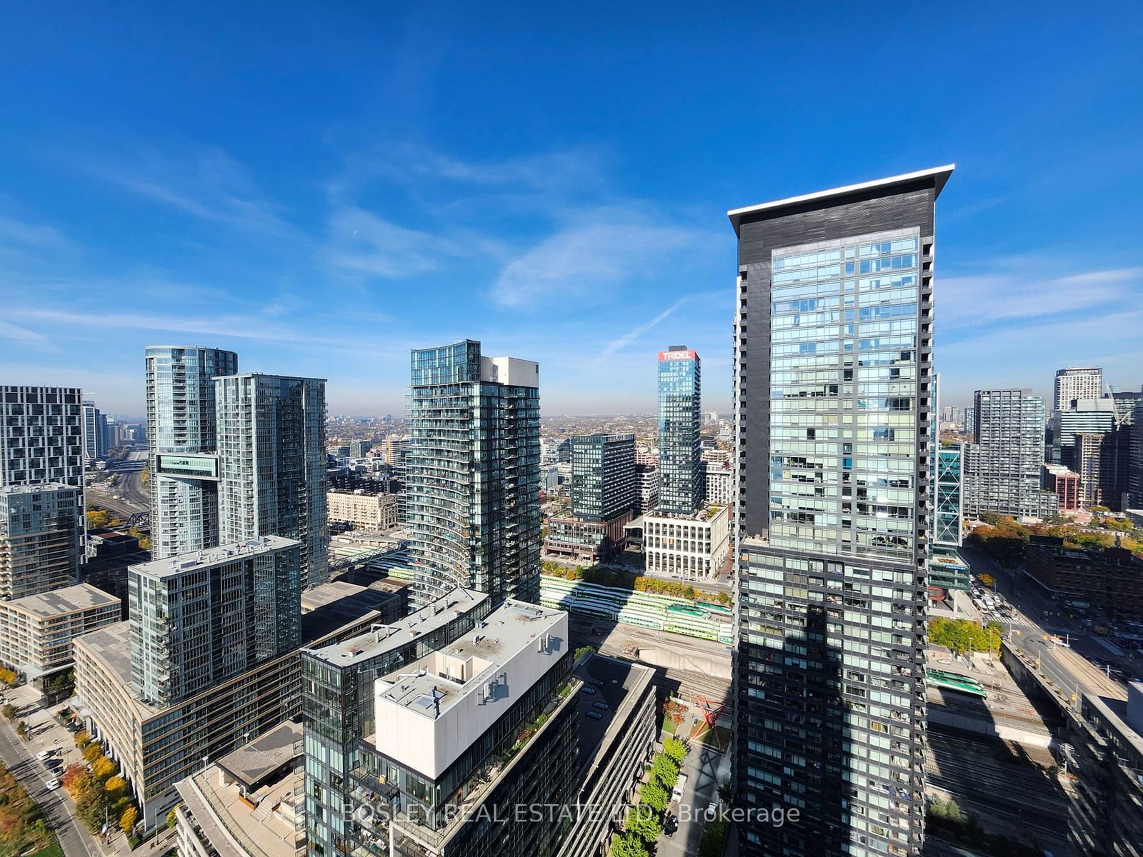 15 Fort York Blvd, unit 4503 for rent