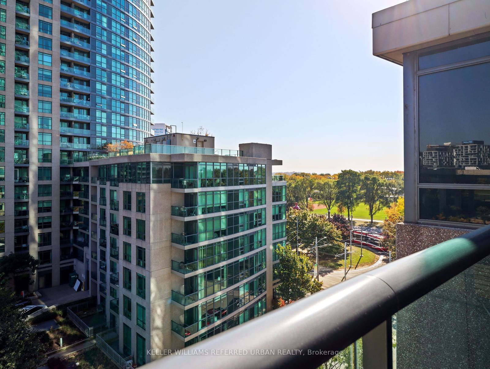 219 Fort York Blvd, unit 705 for sale