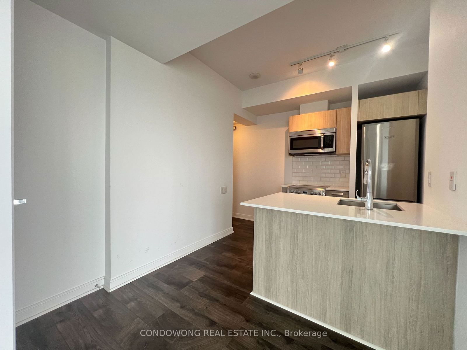 42 Charles St E, unit 4308 for rent