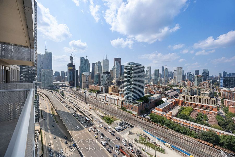 Lighthouse East Tower Condos, Downtown, Toronto