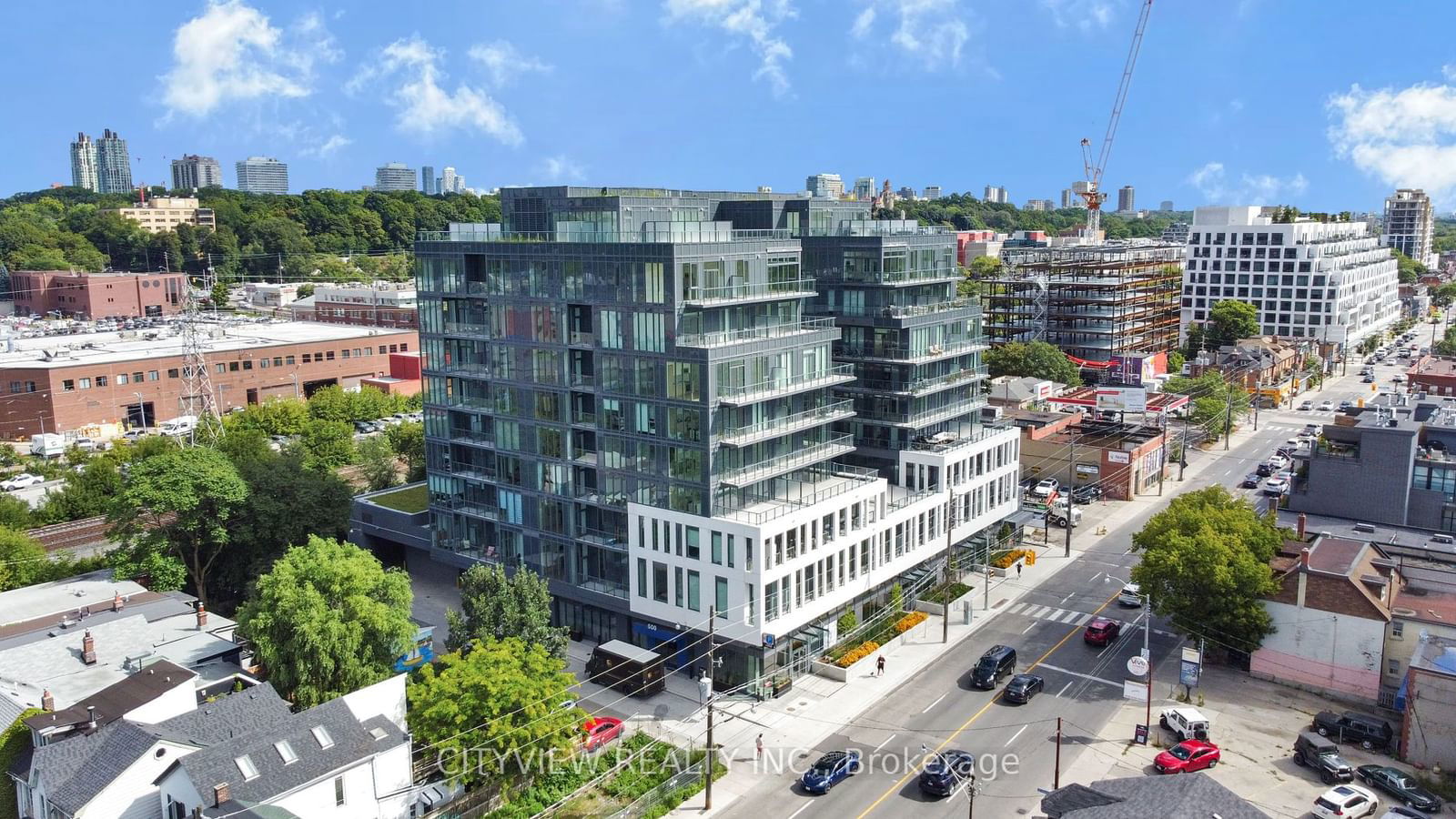 500 Dupont St, unit 404 for sale