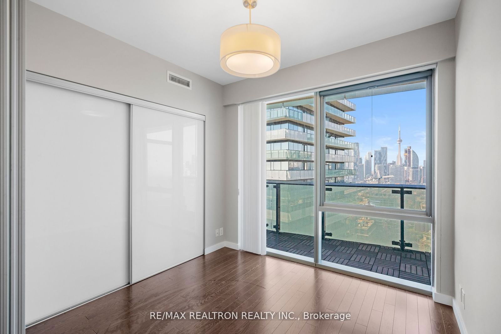 390 Cherry St, unit 3208 for sale