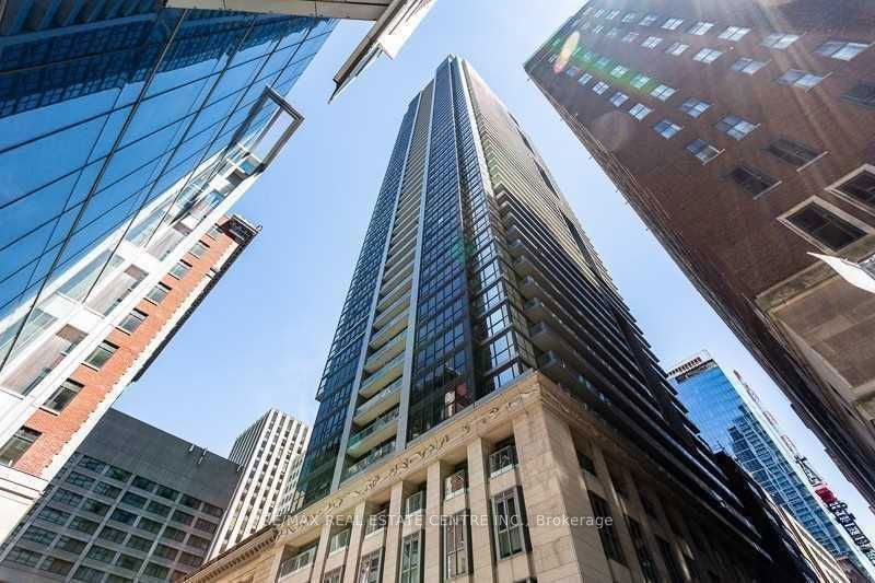 70 Temperance St, unit 807 for rent