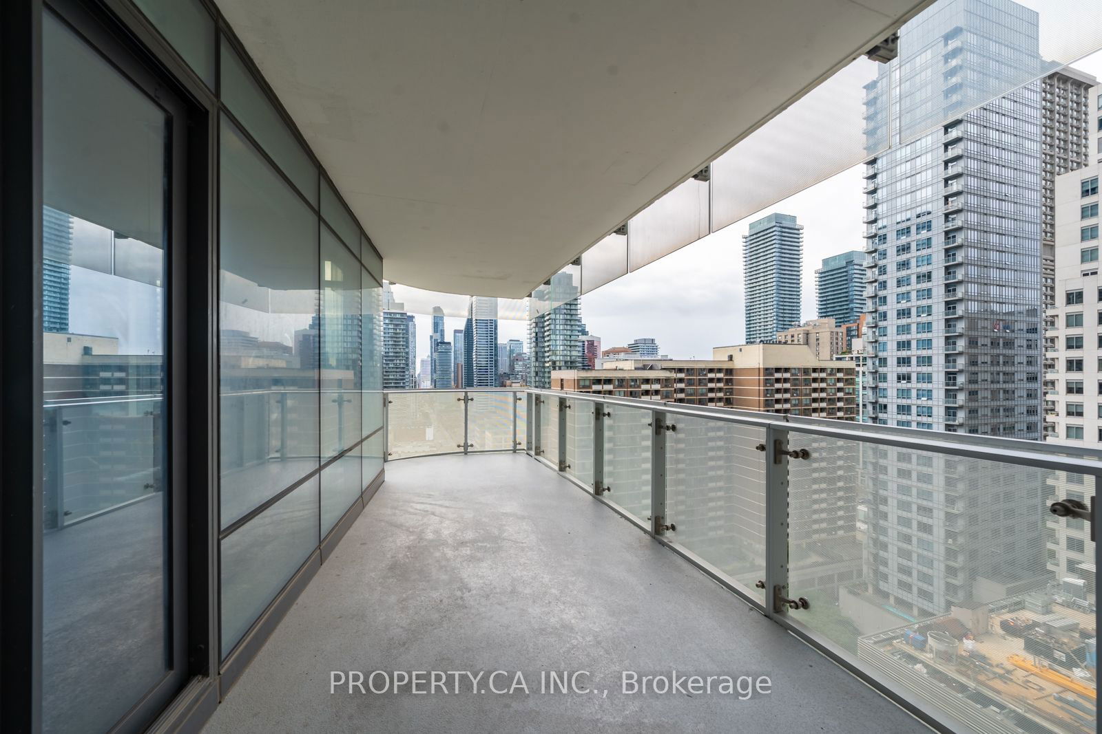 1 Bloor St E, unit 1407 for rent