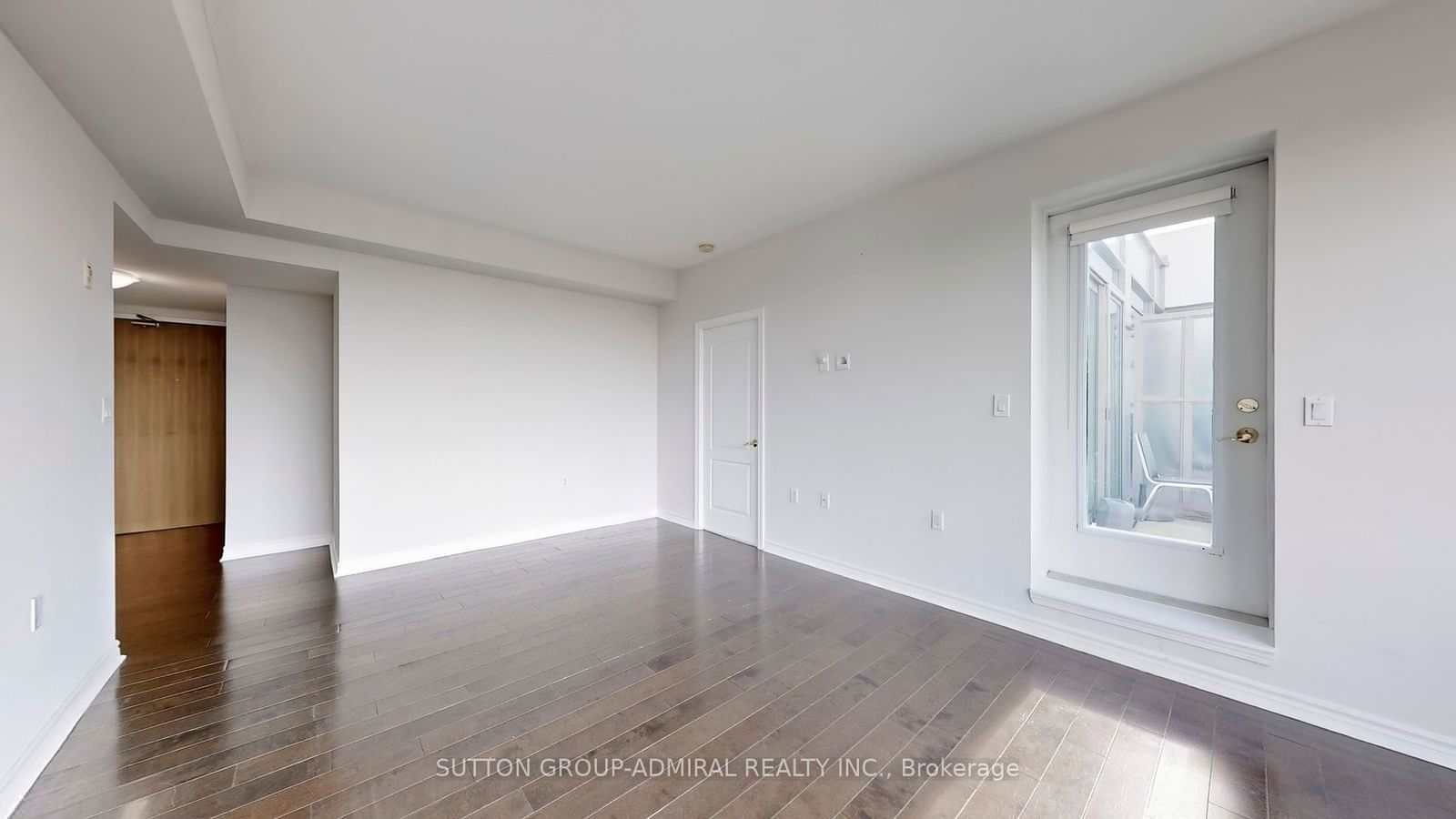 3830 Bathurst St, unit PH809 for sale