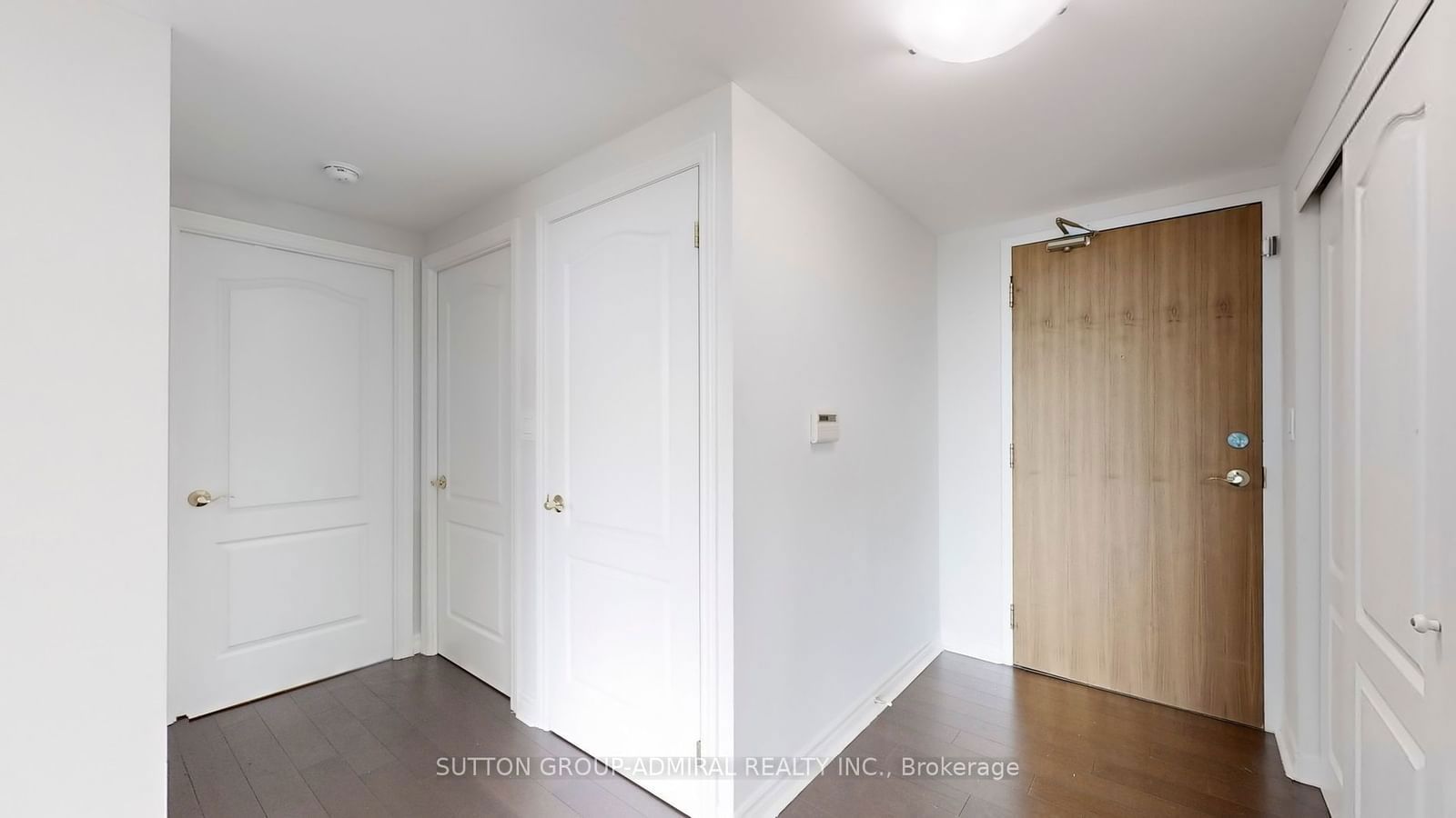 3830 Bathurst St, unit PH809 for sale