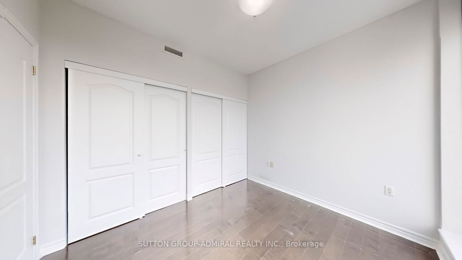 3830 Bathurst St, unit PH 809 for rent