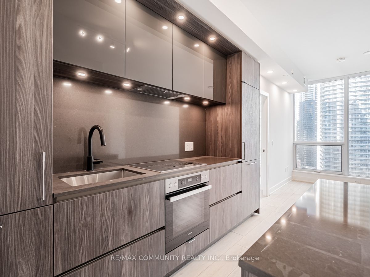 15 Mercer St, unit 1805 for rent