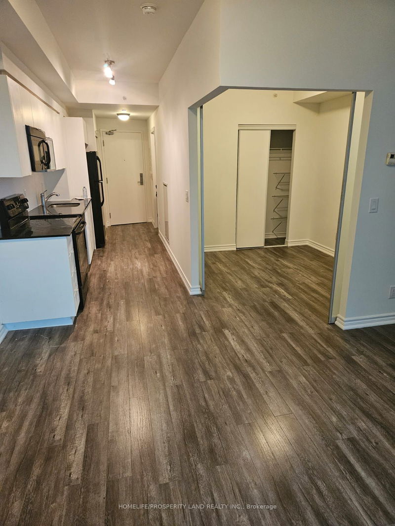 150 East Liberty St, unit 610 for rent