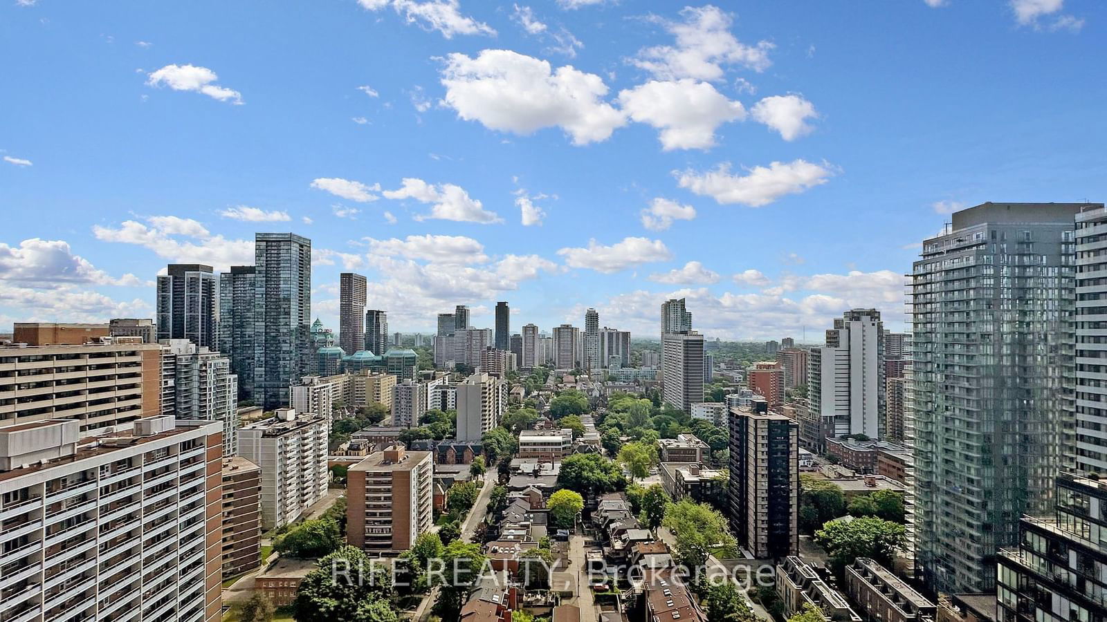 3 Gloucester St, unit 2902 for sale