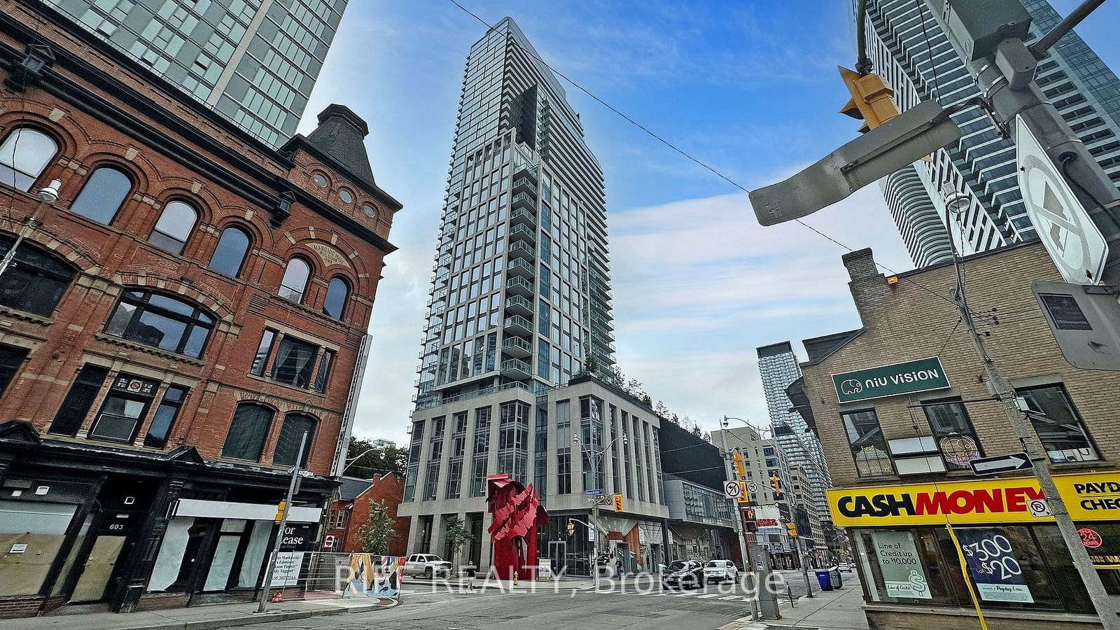 3 Gloucester St, unit 2902 for sale