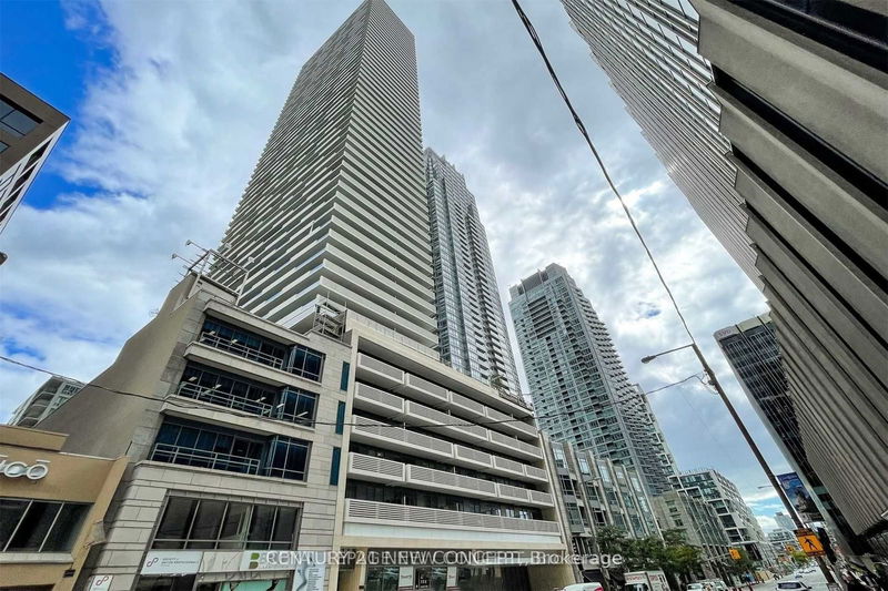 2221 Yonge St, unit 3006 for sale