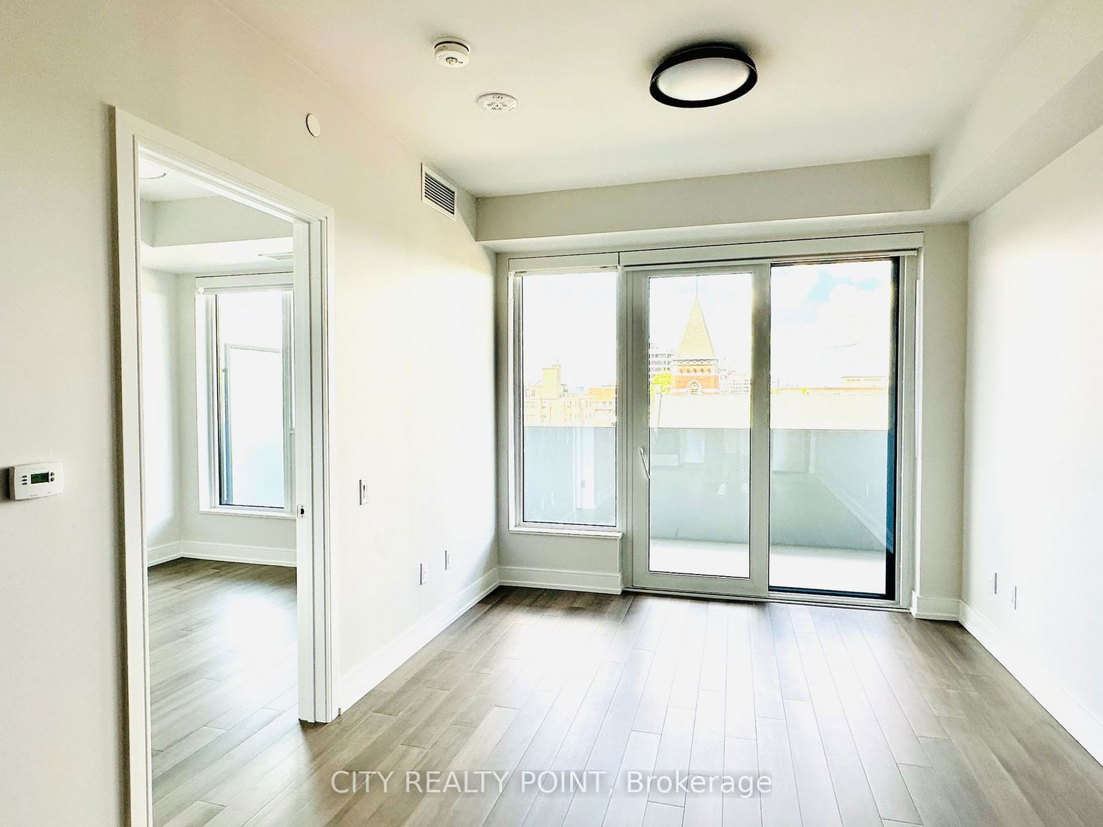 2525 Bathurst St, unit 903 for rent