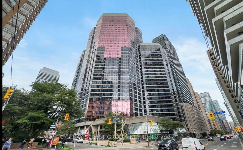 1001 Bay St, unit 1313 for rent