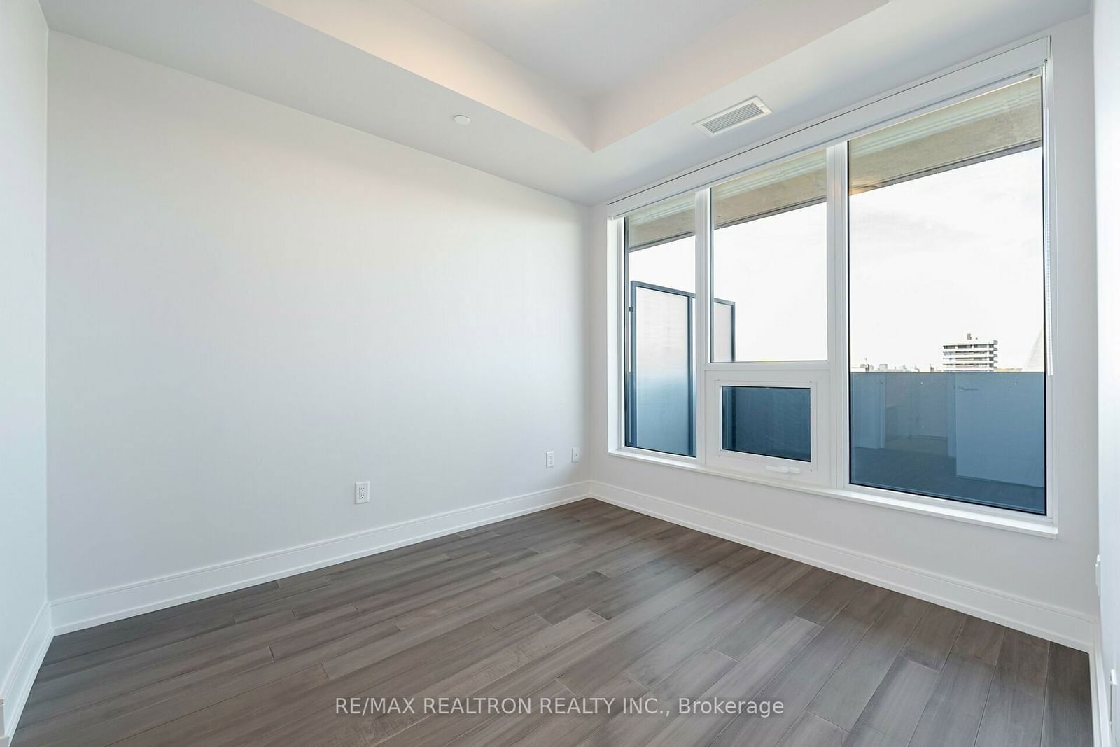 2525 Bathurst St, unit 808 for rent