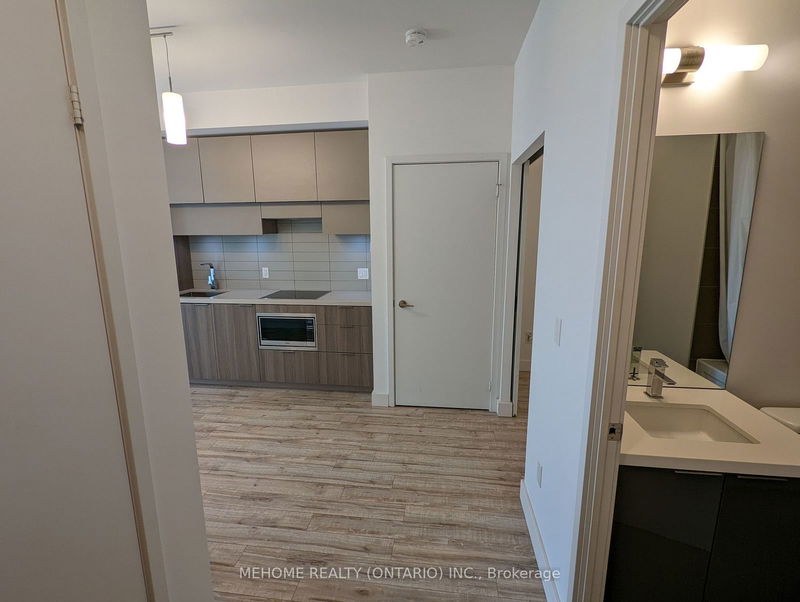 8 Eglinton Ave E, unit 3012 for rent