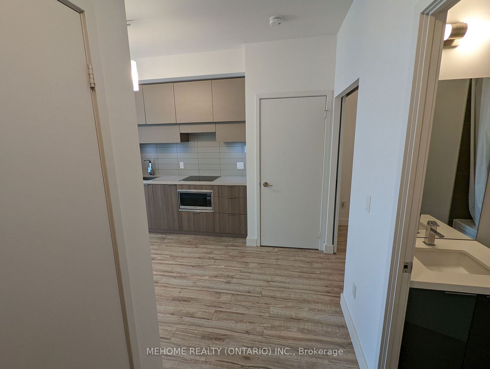 8 Eglinton Ave E, unit 3012 for rent