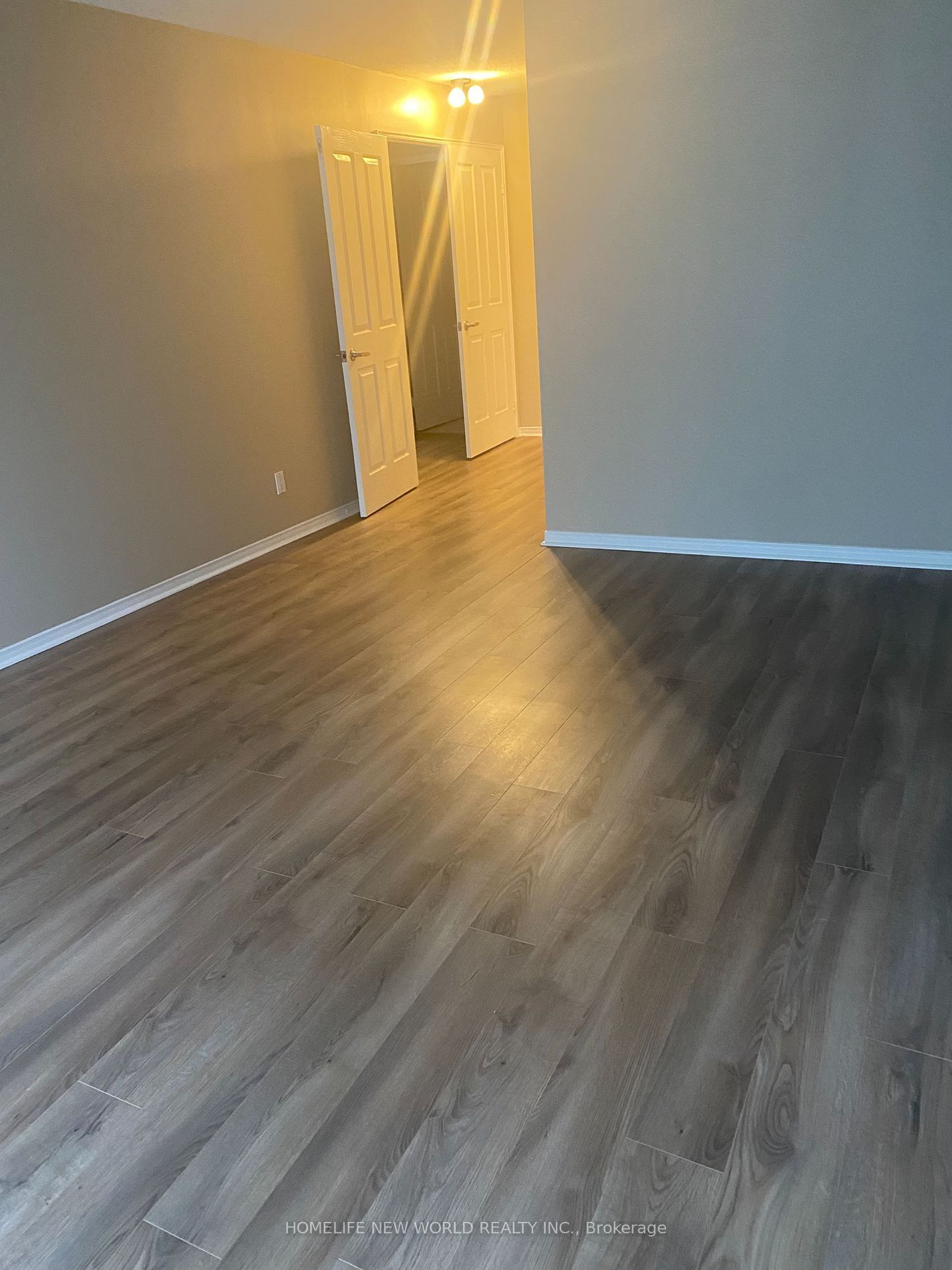 28 Hollywood Ave, unit SPH102 for rent