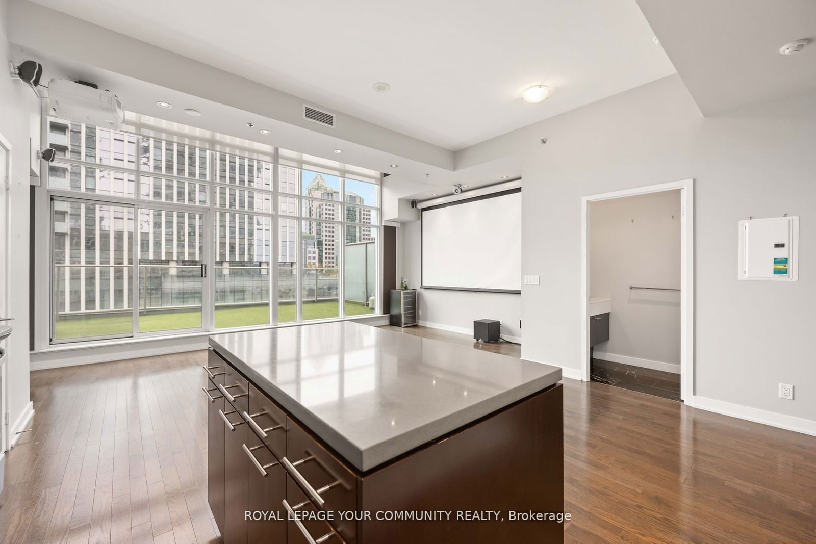 21 Nelson St, unit Ph 02 for sale