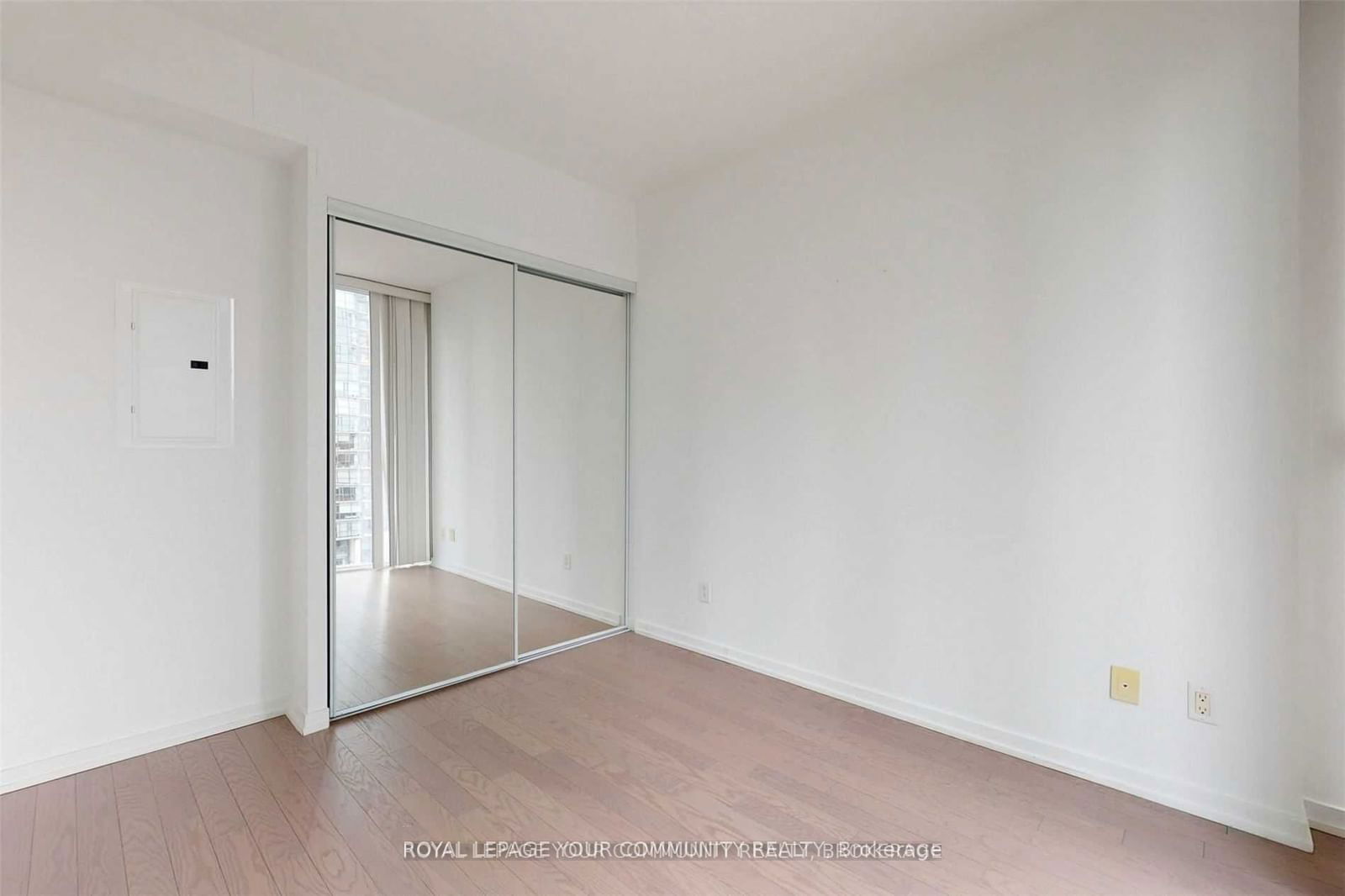 101 Peter St, unit 1506 for rent