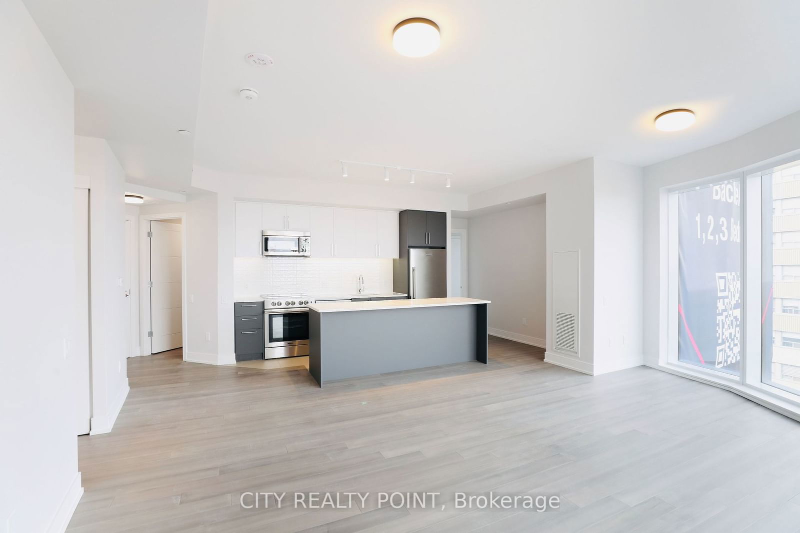 2525 Bathurst St, unit 306 for rent