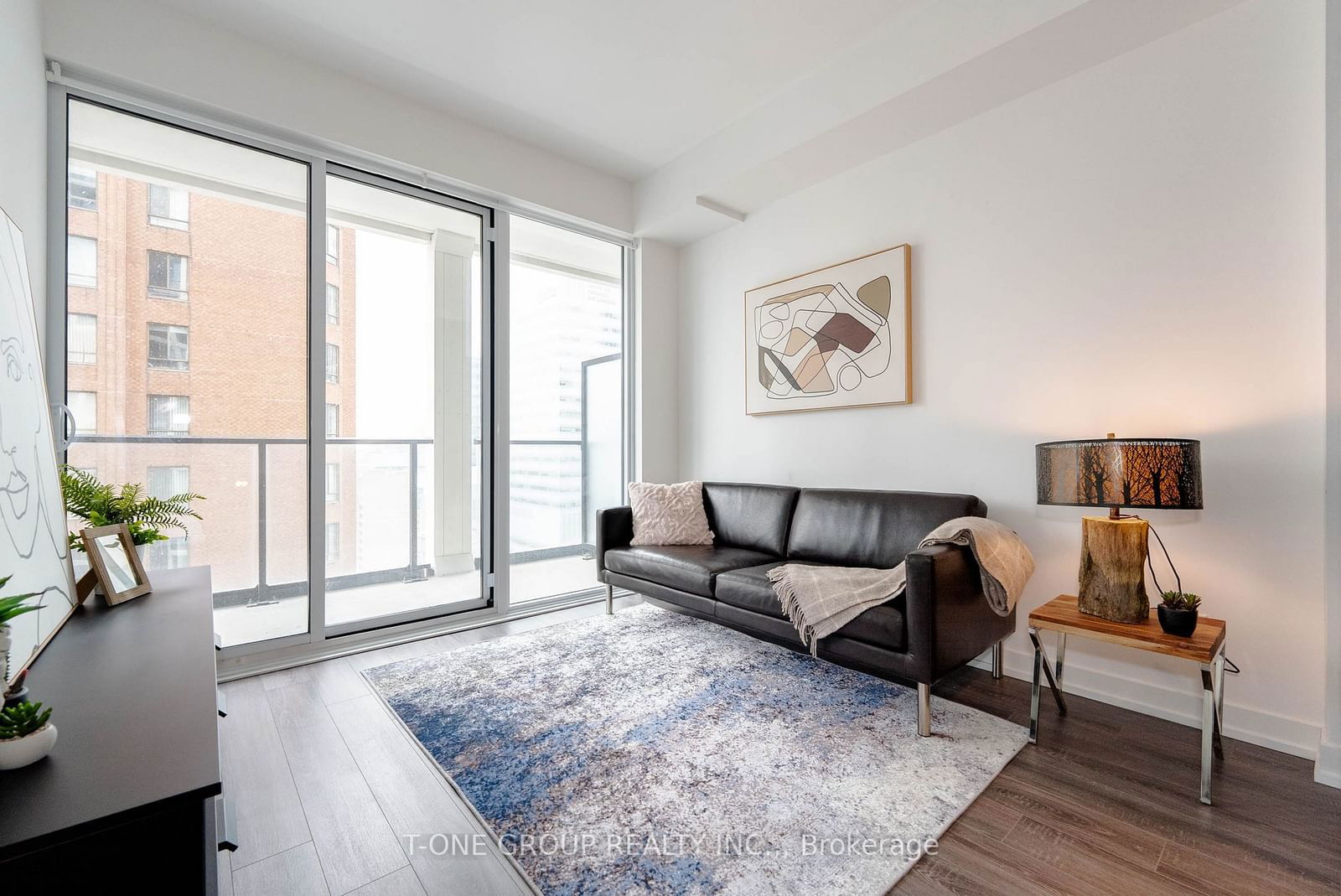 20 Edward St, unit 1712 for sale