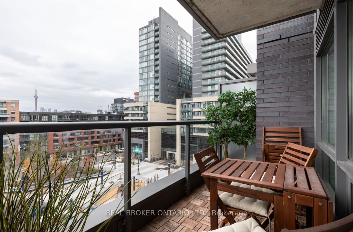 68 Abell St, unit 741 for rent