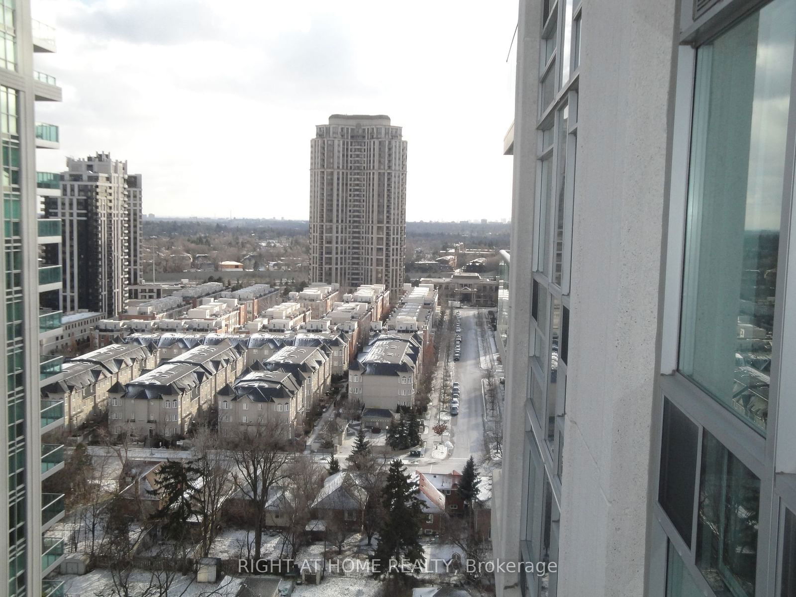 35 Bales Ave, unit 2110 for rent