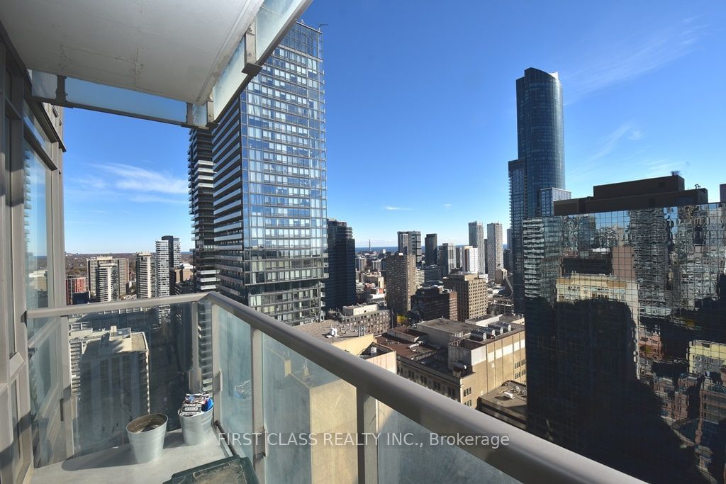 38 GRENVILLE St, unit 3407 for rent