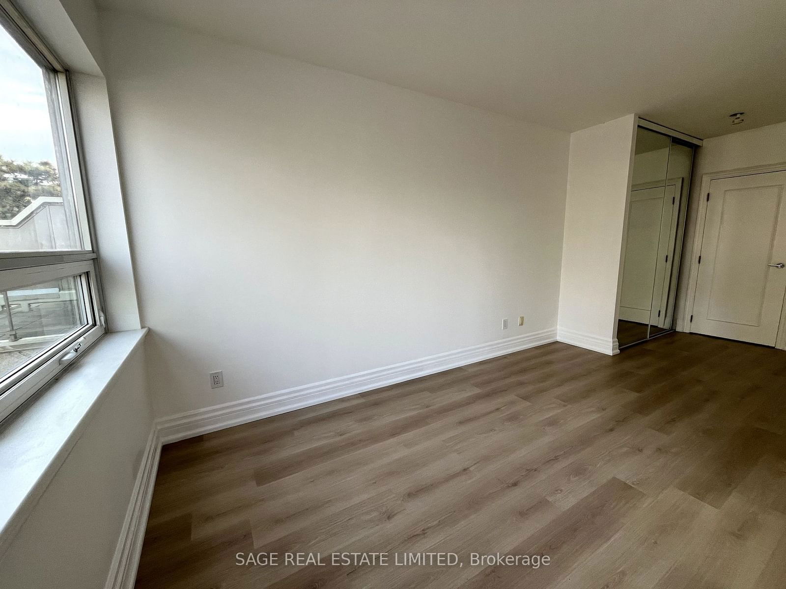 111 Merton St, unit 306 for rent