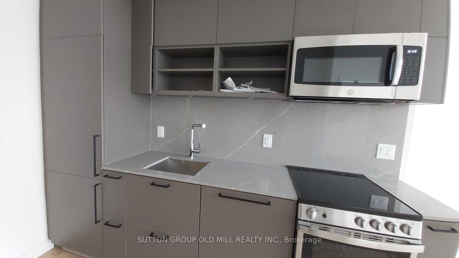 135 East Liberty St, unit 701 for rent