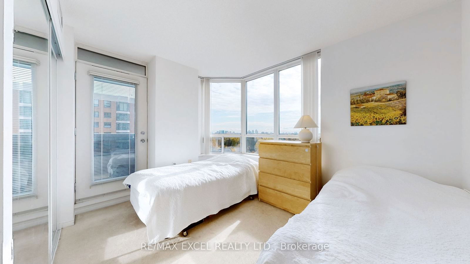 35 Finch Ave E, unit 1009 for sale