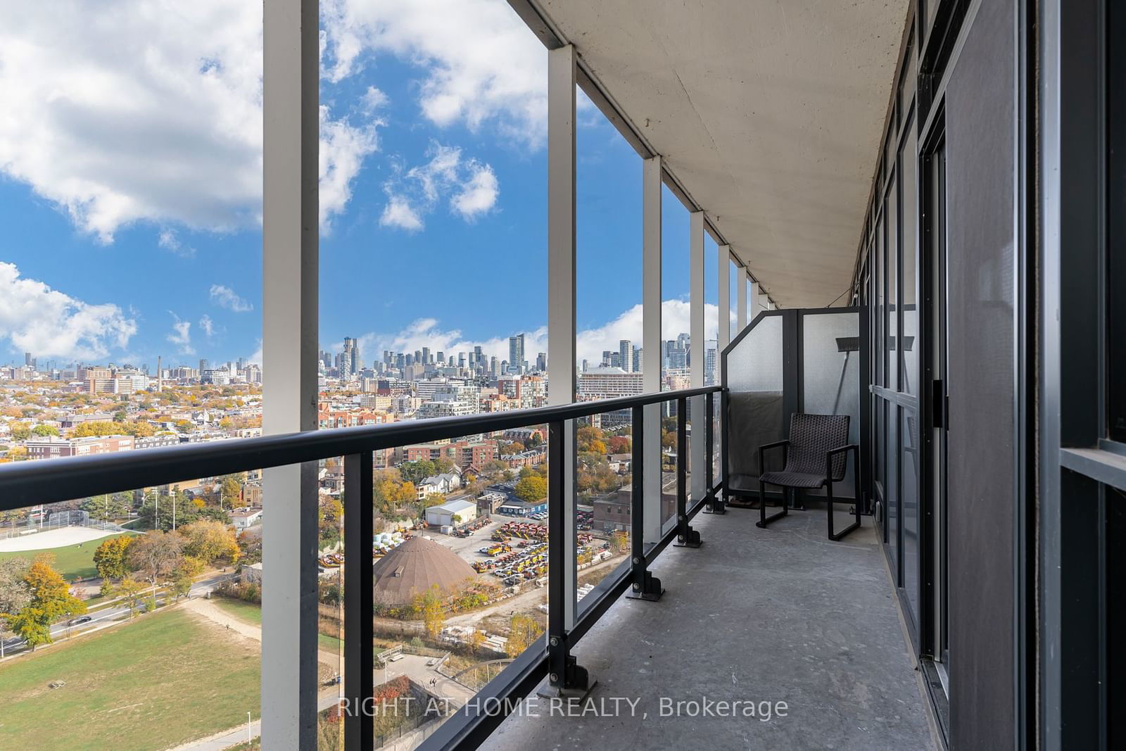 30 Ordnance St, unit 2006 for sale