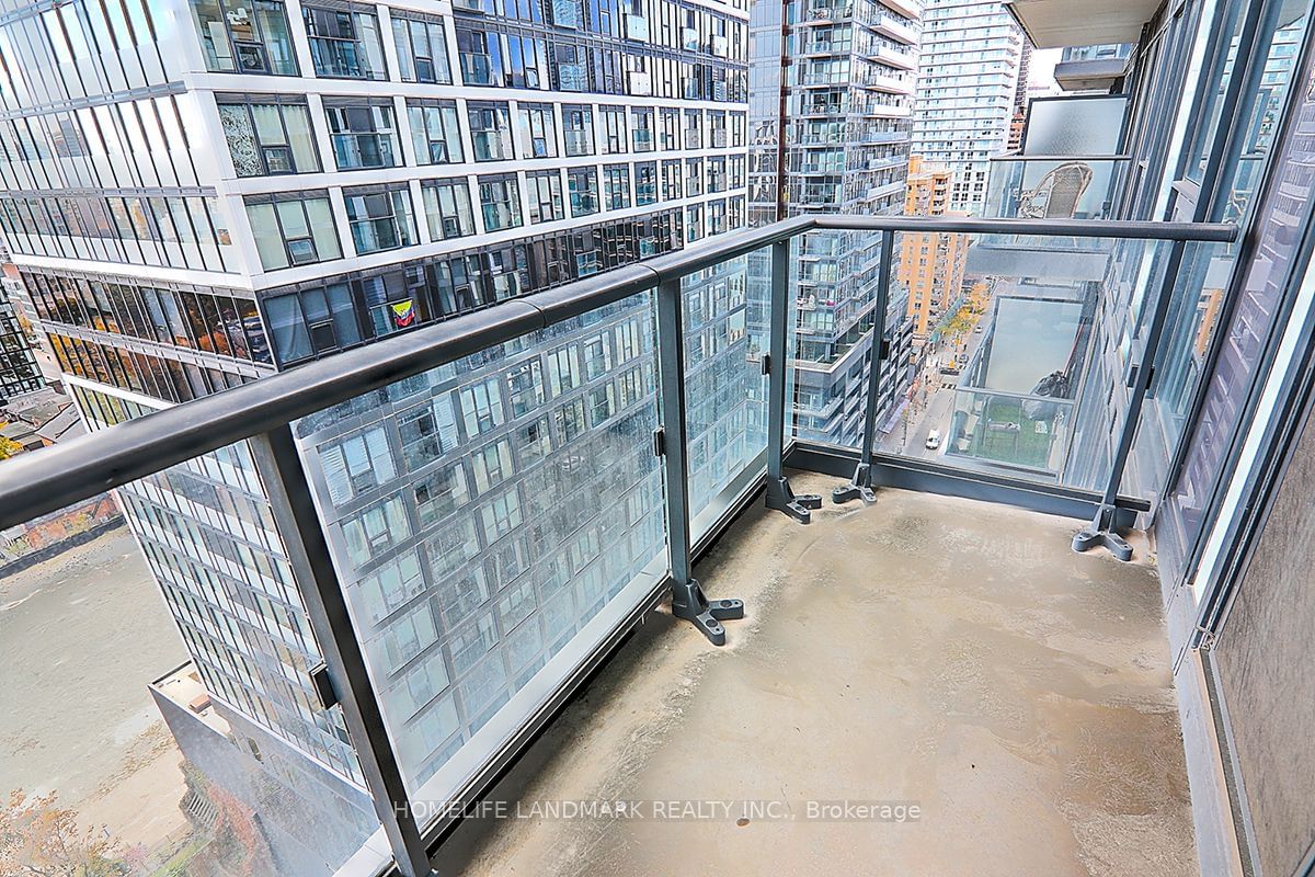 251 Jarvis St, unit 1718 for sale